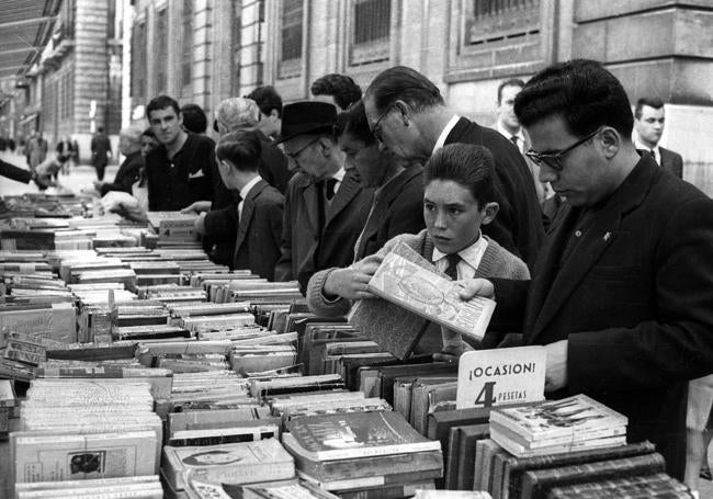 Pablo Hojas Llama. 'Feria del libro en Santander'. 1963.