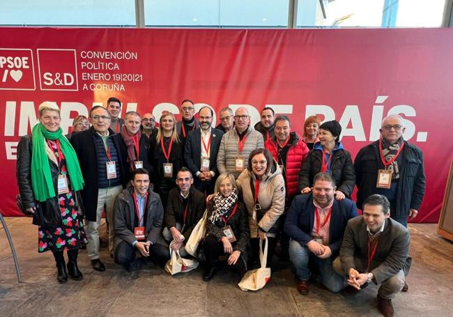 Foto de grupo de parte de la delegación cántabra