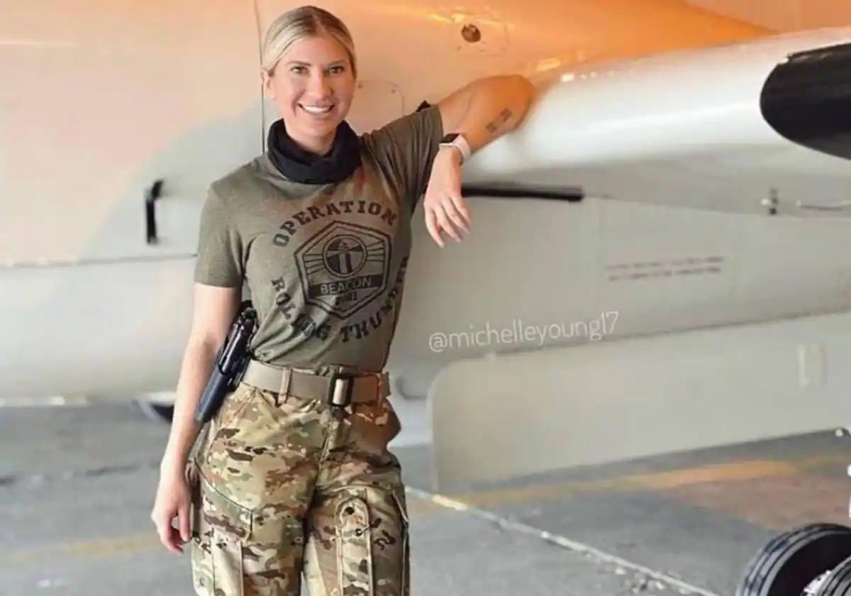 Michelle Young, influencer militar estadounidense de 34 años.