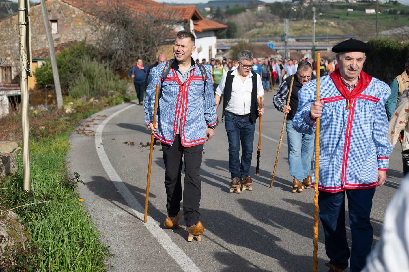 Los trajes tradicionales también forman parte de la fiesta.