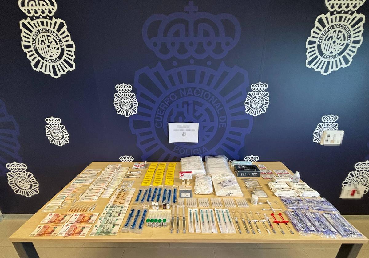 La Policía desmantela una clínica estética clandestina e itinerante