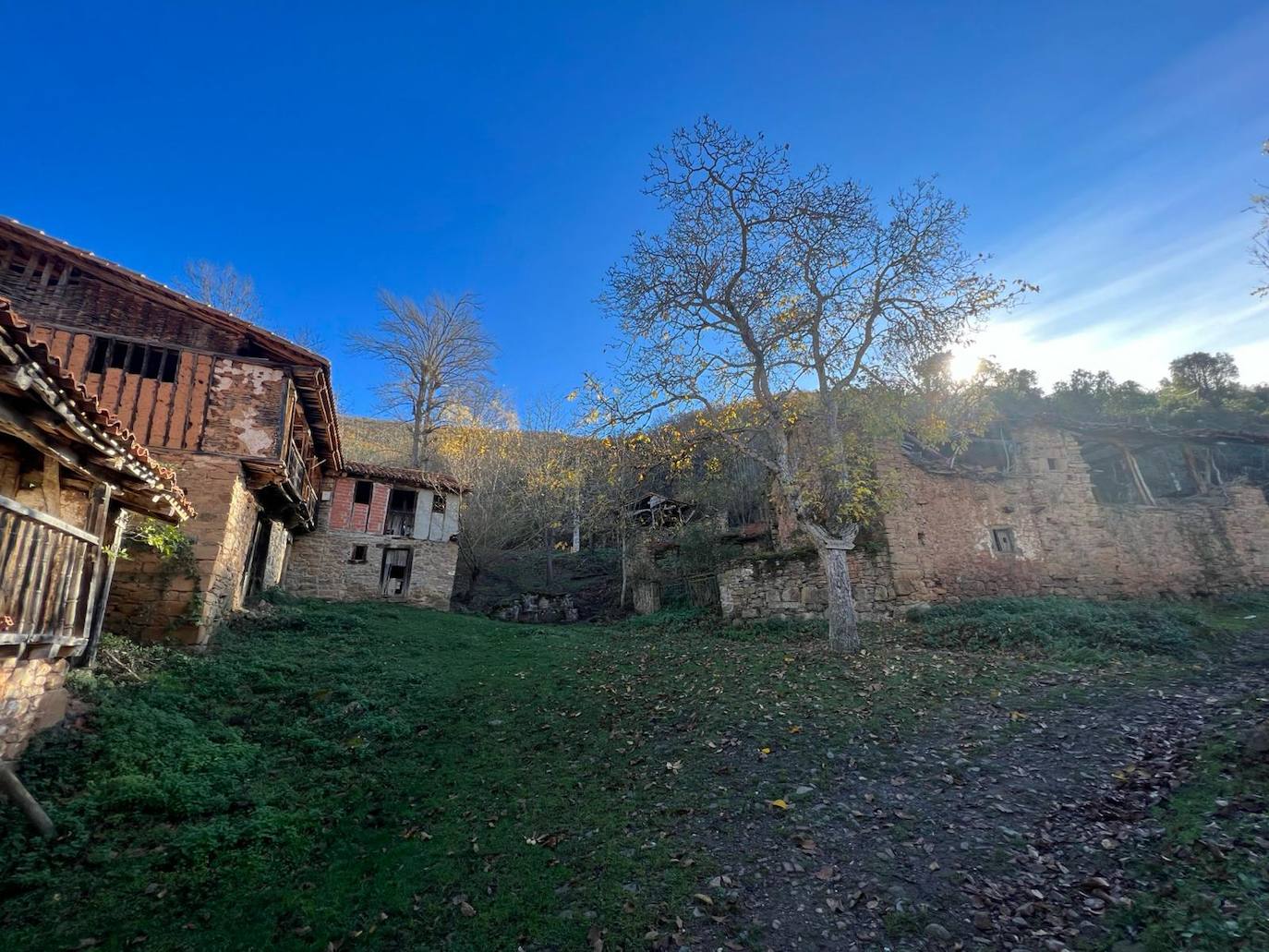 Porcieda: un pueblo en venta