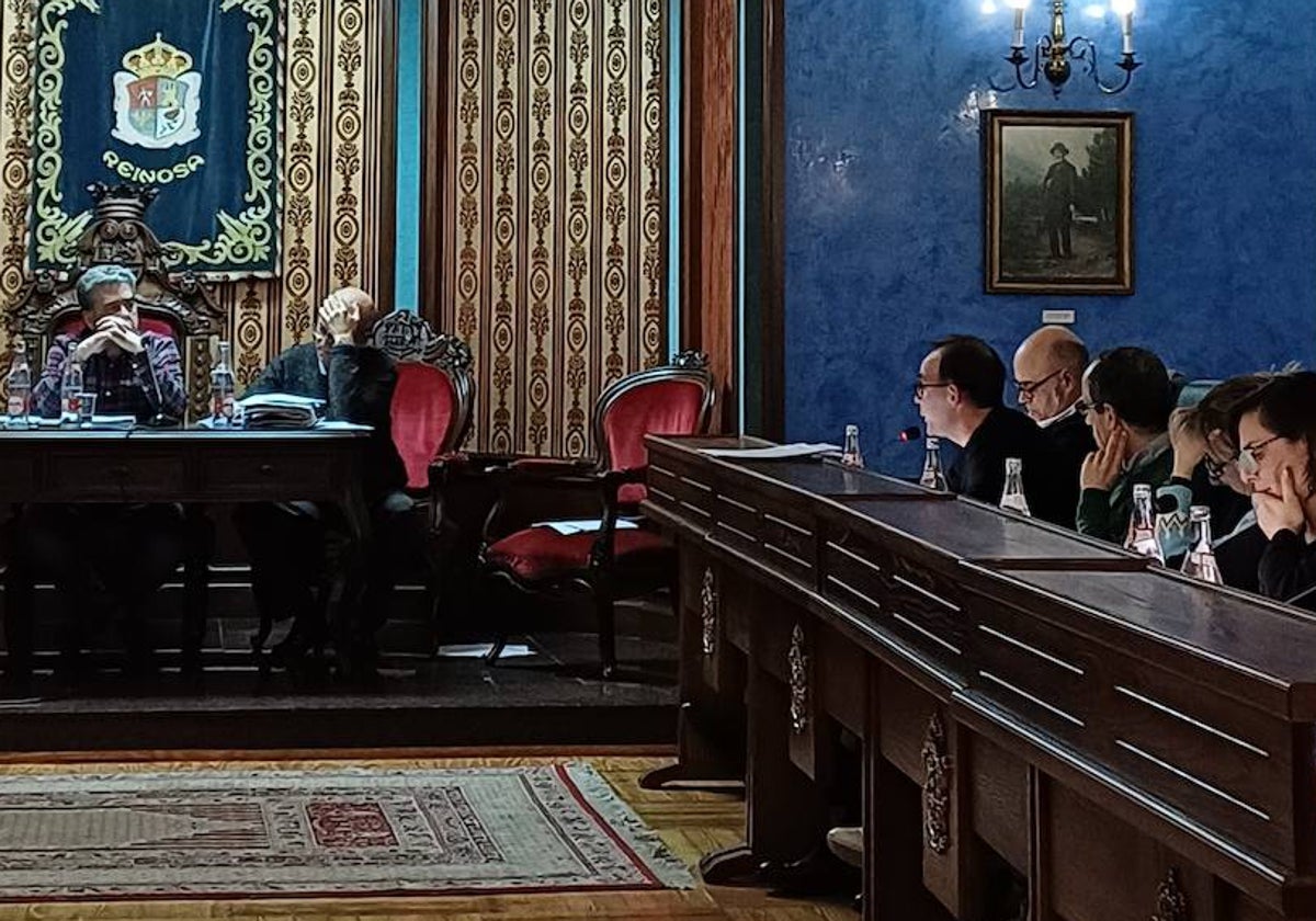 Reinosa resuelve en Pleno el pago atrasado de salarios a un empleado del Emcan