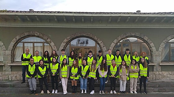 Los grupos del Colegio Calasanz se adentran en Standard Cableteam