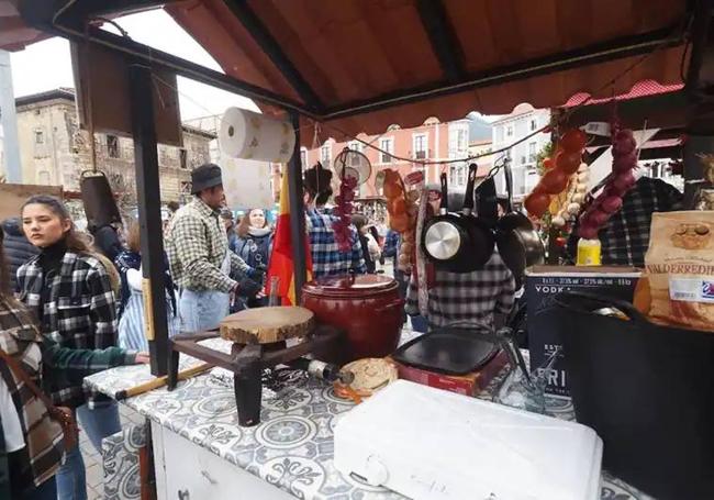 Santoña despide el Carnaval con la fiesta del aldeano este sábado.