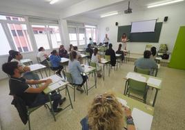 Una de las pruebas del concurso-oposición celebrada en Cantabria en 2023 con motivo del proceso de estabilización docente.