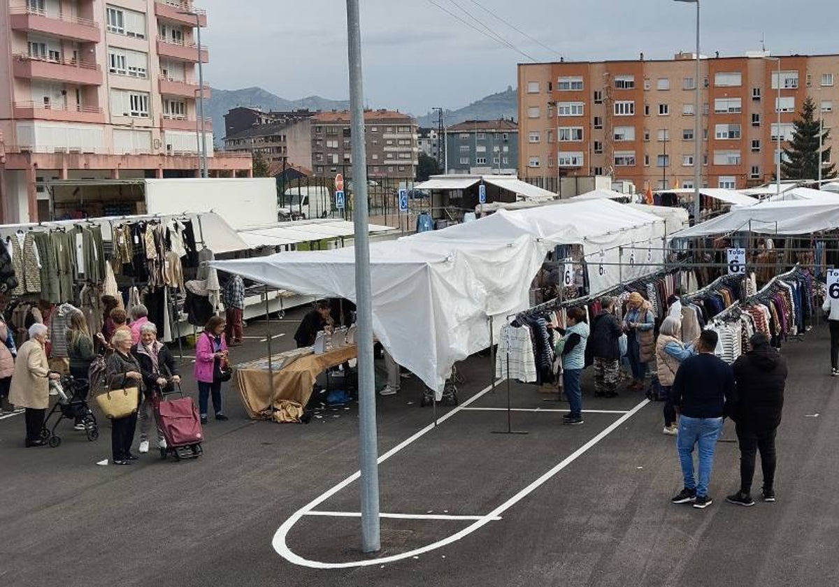 Nueva ubicación del mercado ambulante de Los Corrales.