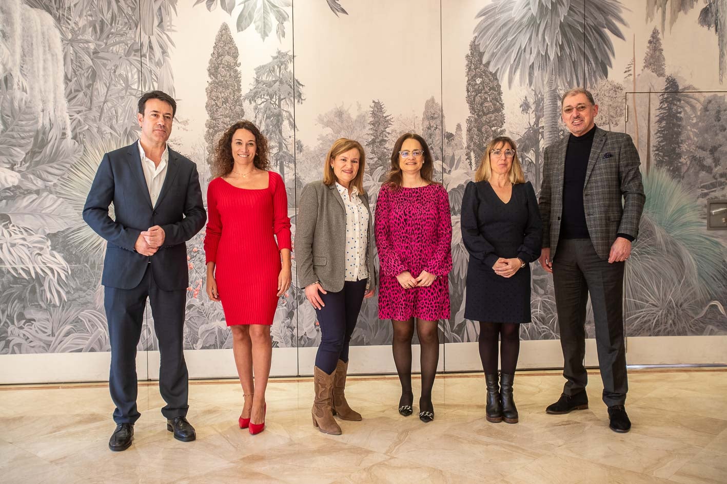 José Antonio Imbert, Eva Suárez, Yolanda García, Margarita Rojo, Eugenia Gómez de Diego y Jorge Olivera.