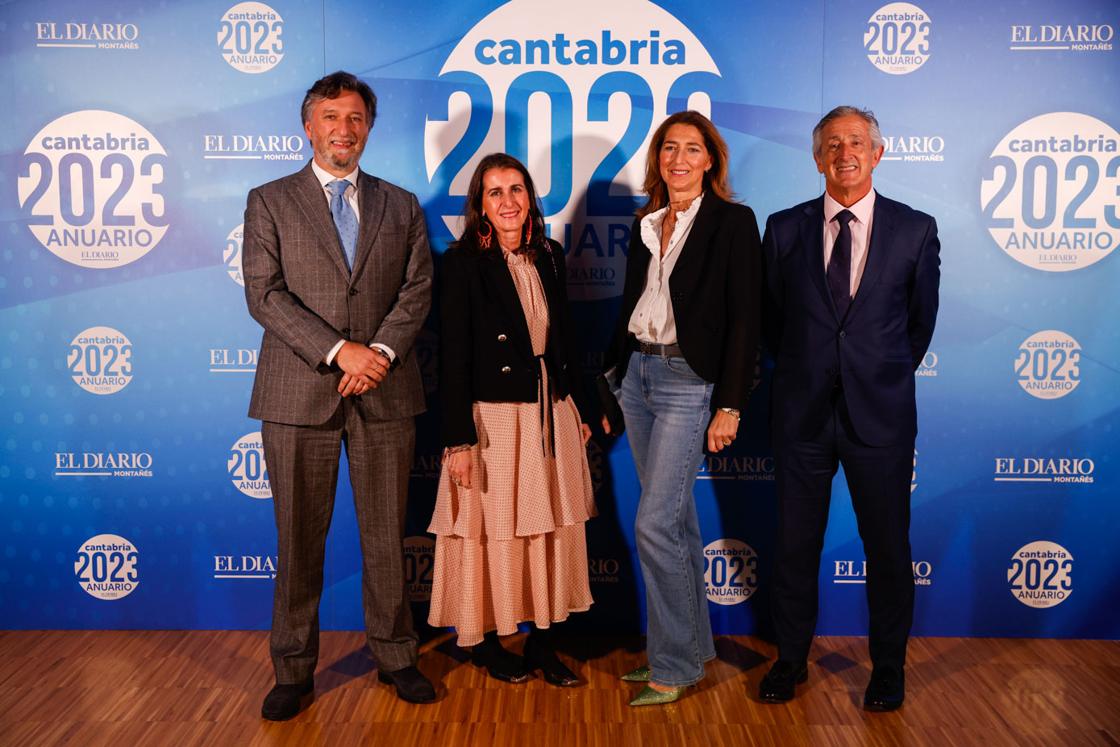 Cristóbal Palacio, Lucía Sánchez de la Nieta, Sara Campos y José Luis Marquínez.