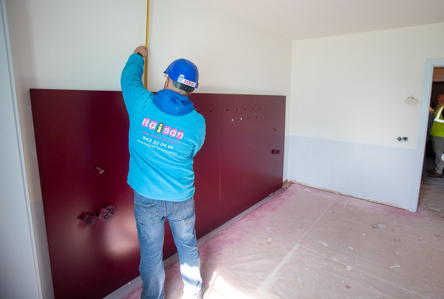 Las habitaciones dan un cambio radical y serán de tonos granates, azules y blancos.