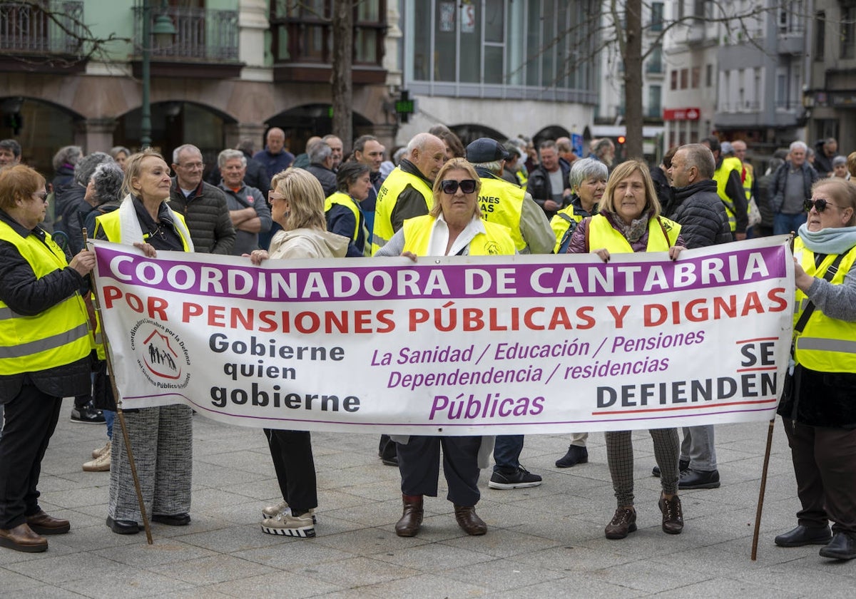 La protesta de los pensionistas, en imágenes