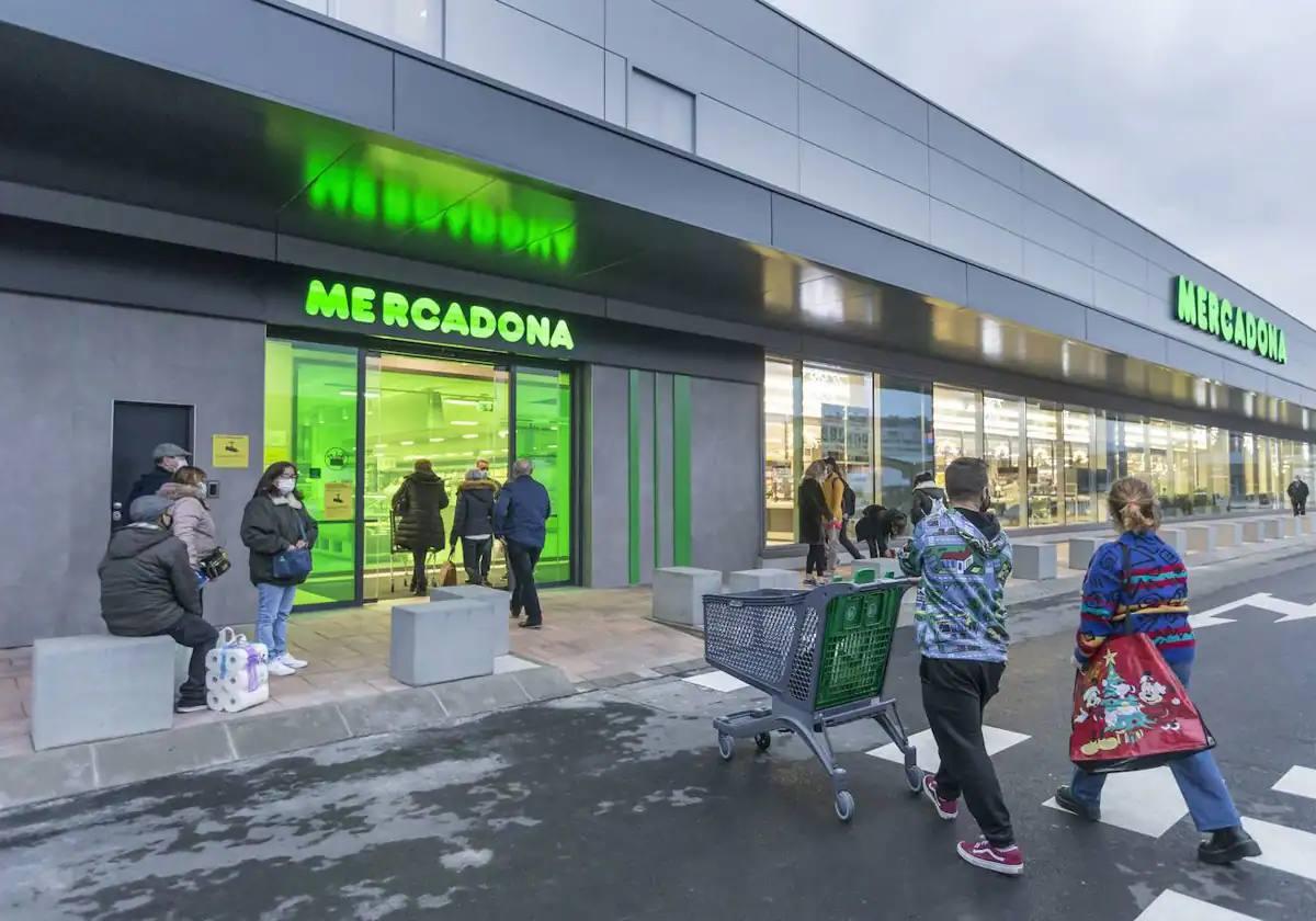 Mercadona abrirá sus puertas este sábado con novedades