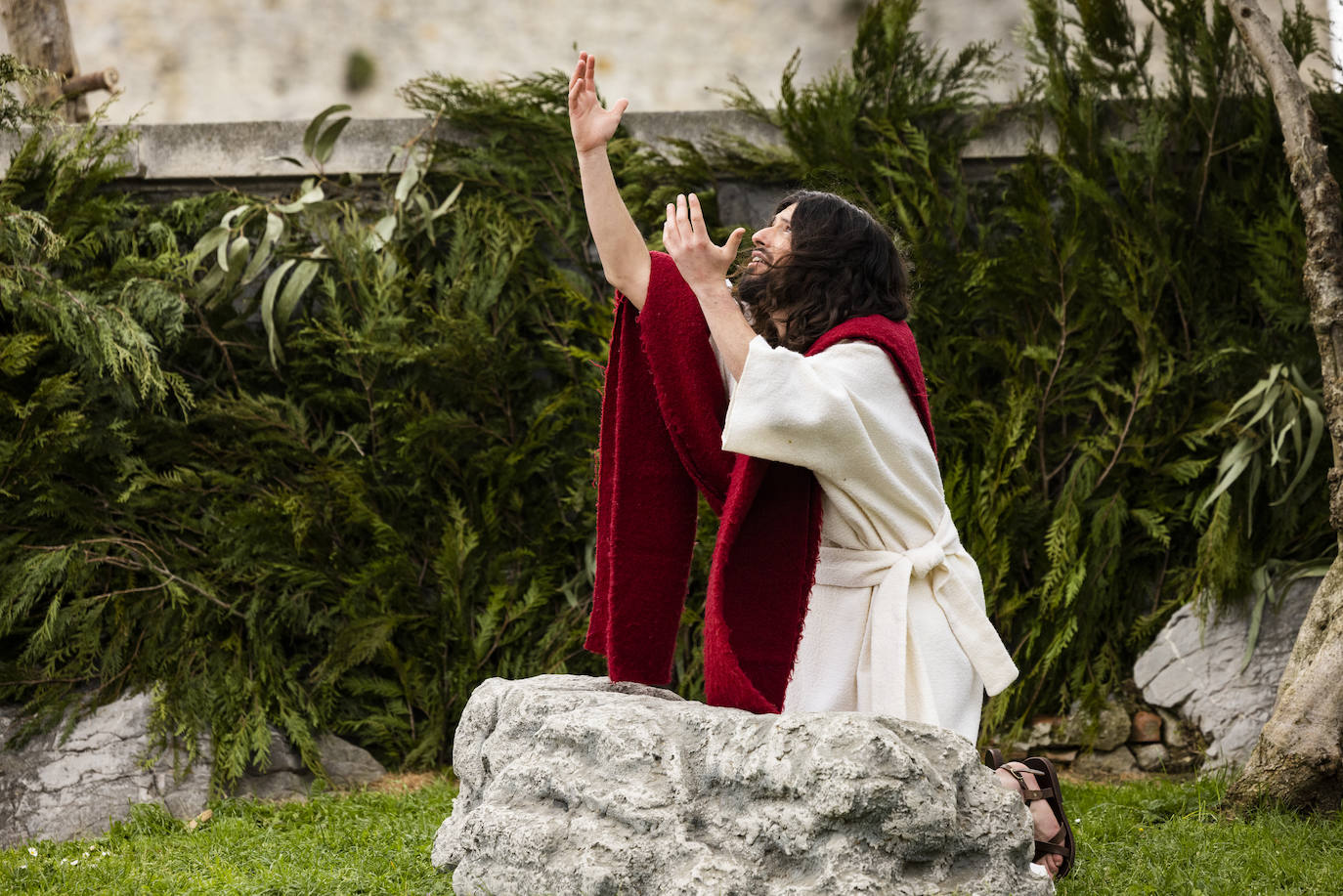 Jesús clama al cielo antes de ser entregado a los soldados romanos.