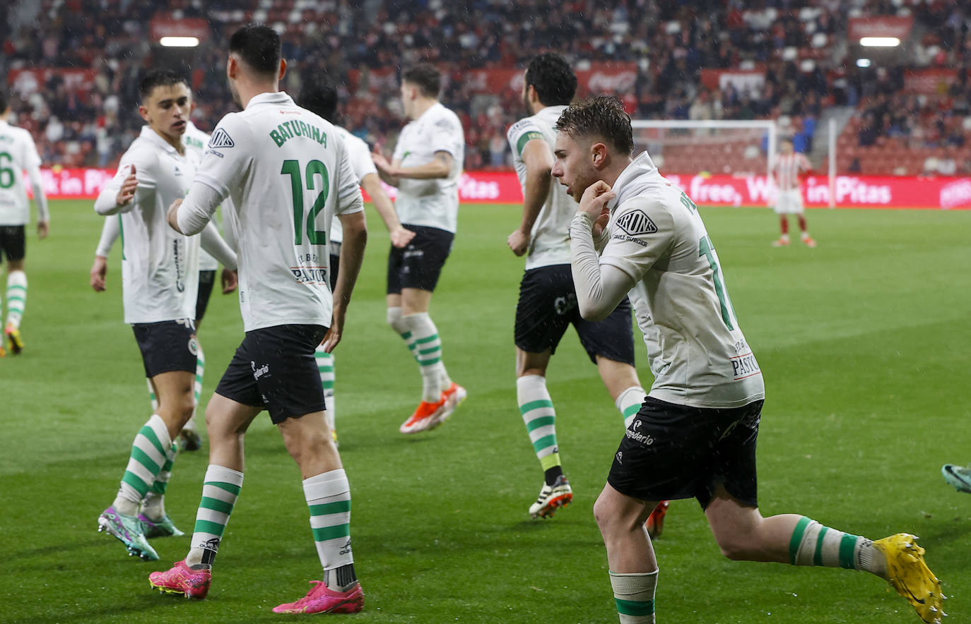 Peque tras marcar el gol de la victoria de penalti