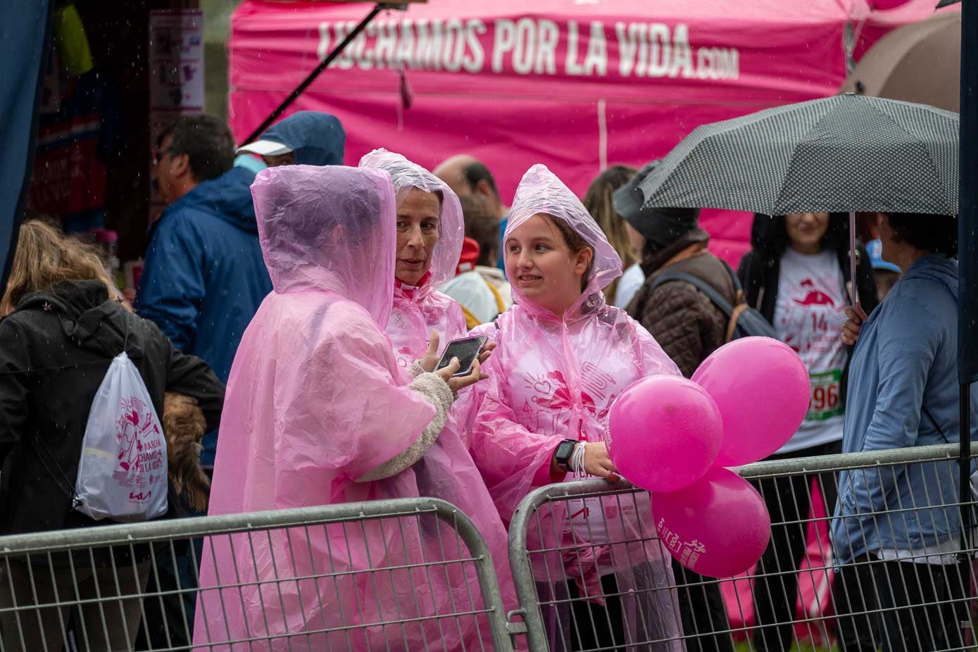 Luchamos por la Vida se impone a la lluvia