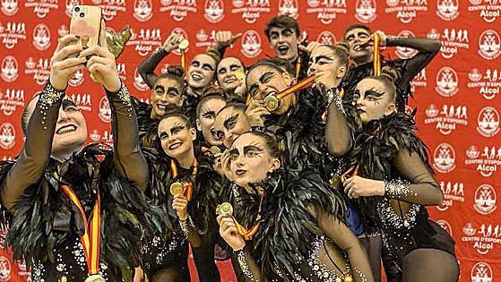 El sueño dorado de la Escuela de Patinaje de Laredo