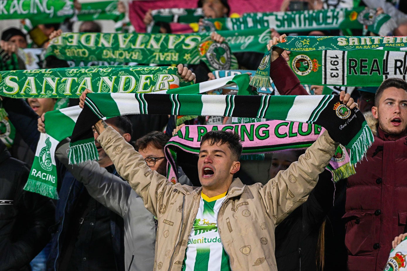 Los racinguistas no perdieron la fe durante el partido. 