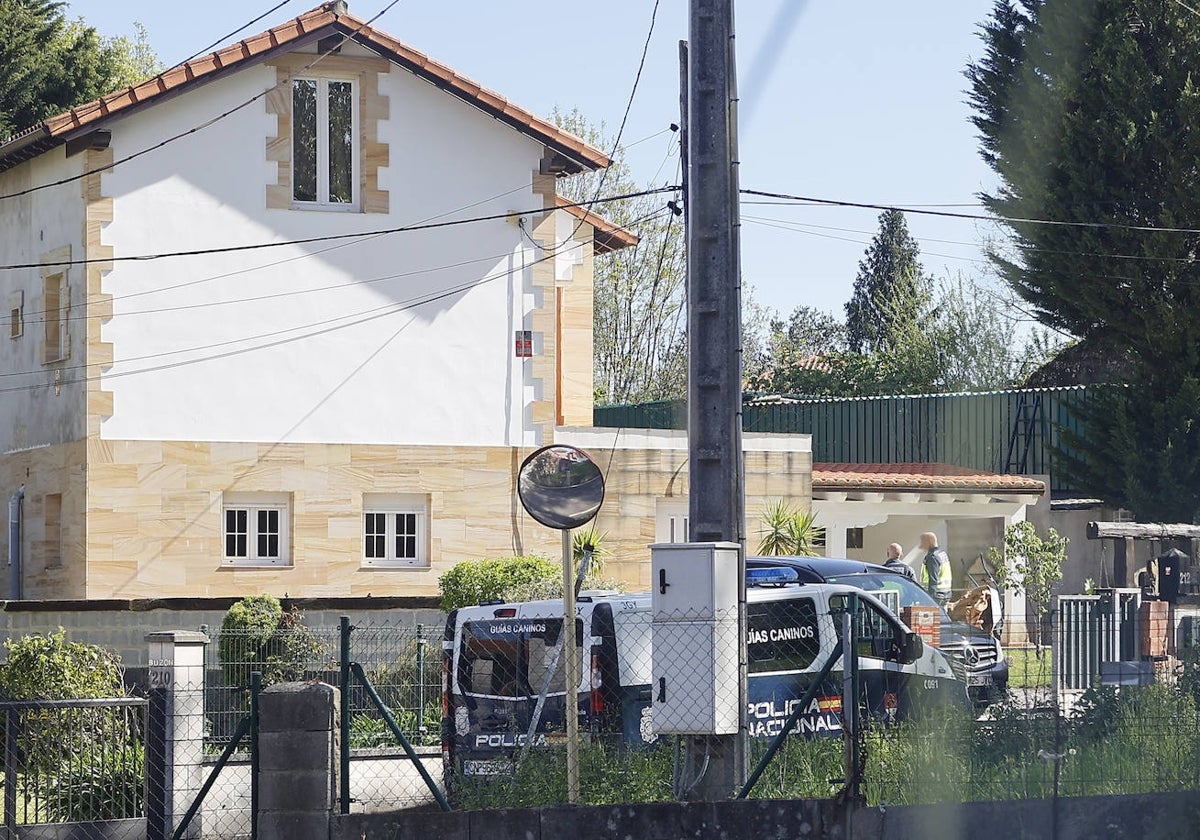 Casa de Barreda en la que han intervenido los agentes.