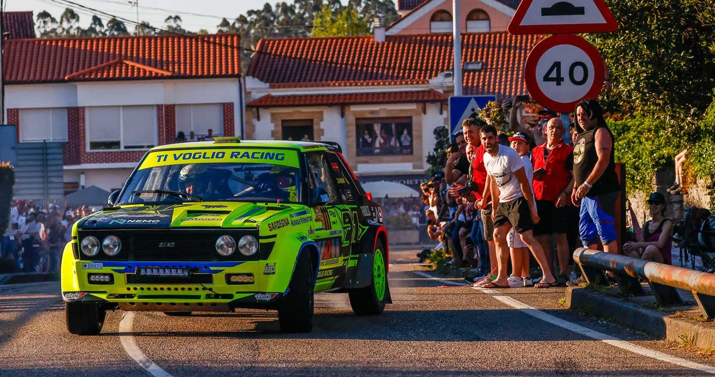 Paolo Diana conduce su Fiat 131.