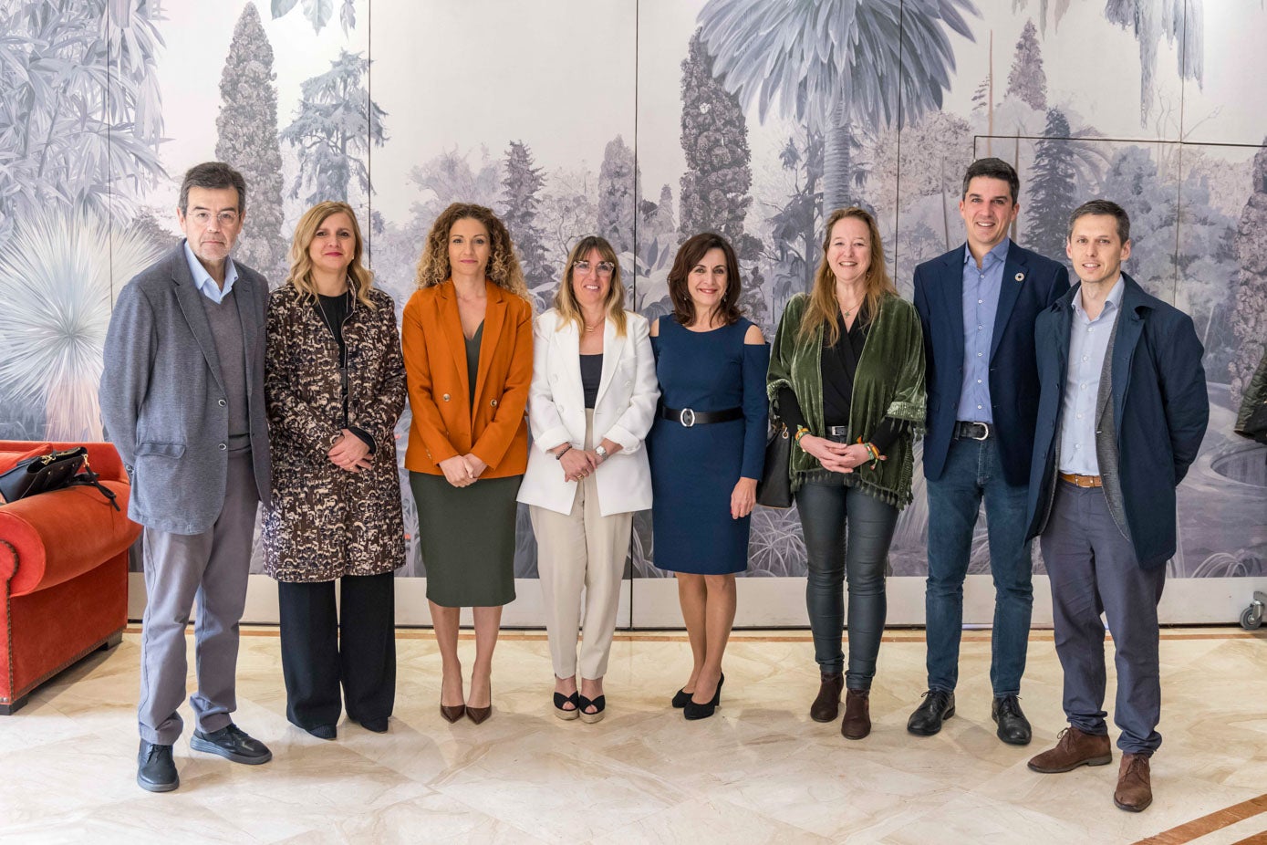 Desde la izquierda, Ángel Agudo, Noelia Cobo, Ainoa Quiñones, Eugenia Gómez de Diego, Ana Belén Álvarez, Leticia Díaz, Daniel Fernández y Mario Iglesias