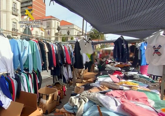 Mercado semanal de Laredo en el que estaba el género intervenido.