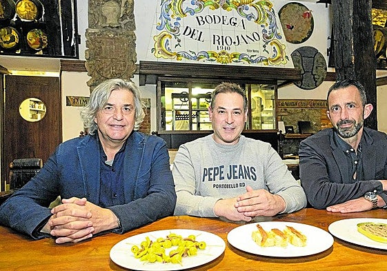 Carlos Crespo (B. del Riojano), Adolfo Belaústegui (Catalina) y Fernando Franco (Dromedario).
