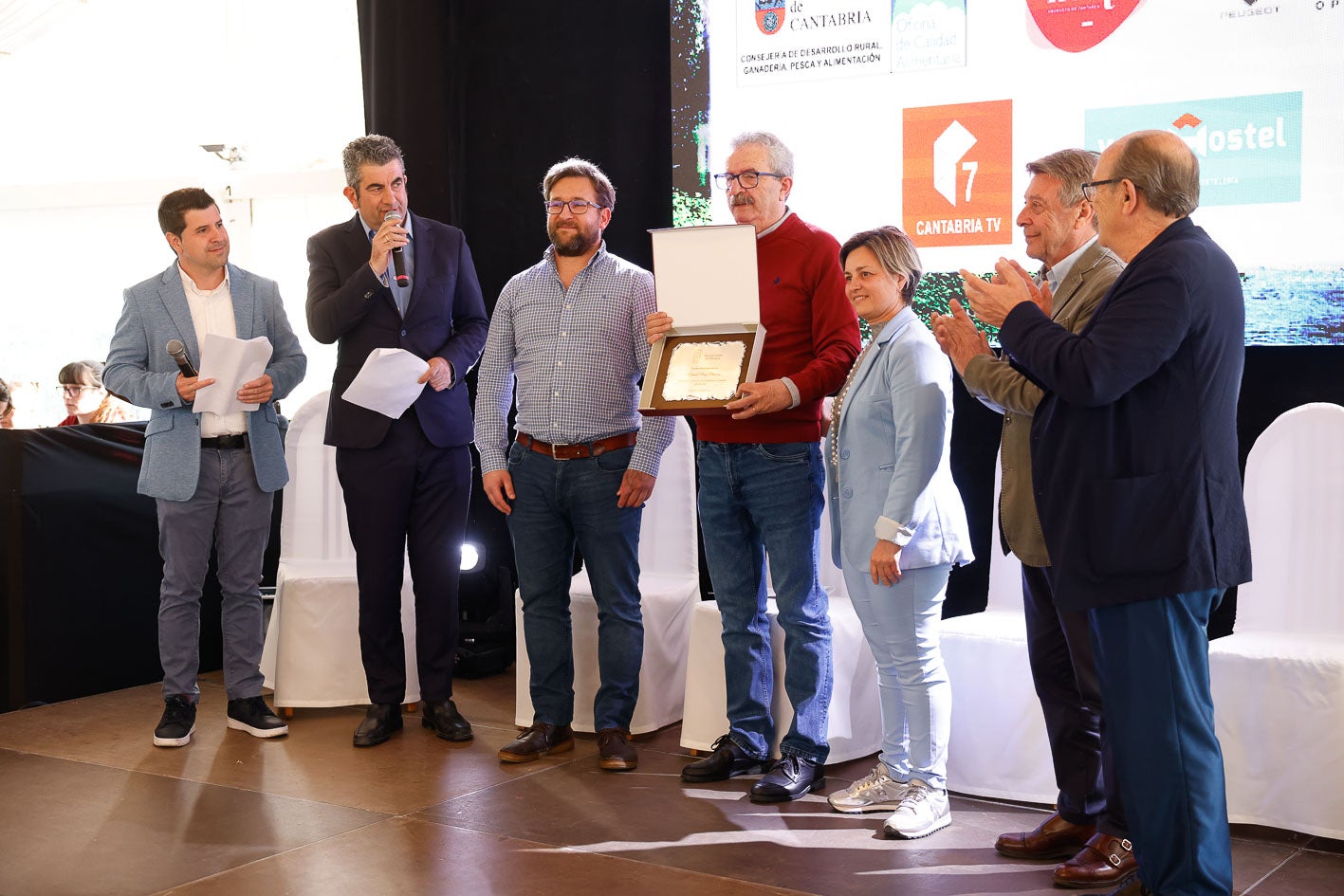 Homenaje al guarda Manuel Pérez Palacios, recientemente jubilado