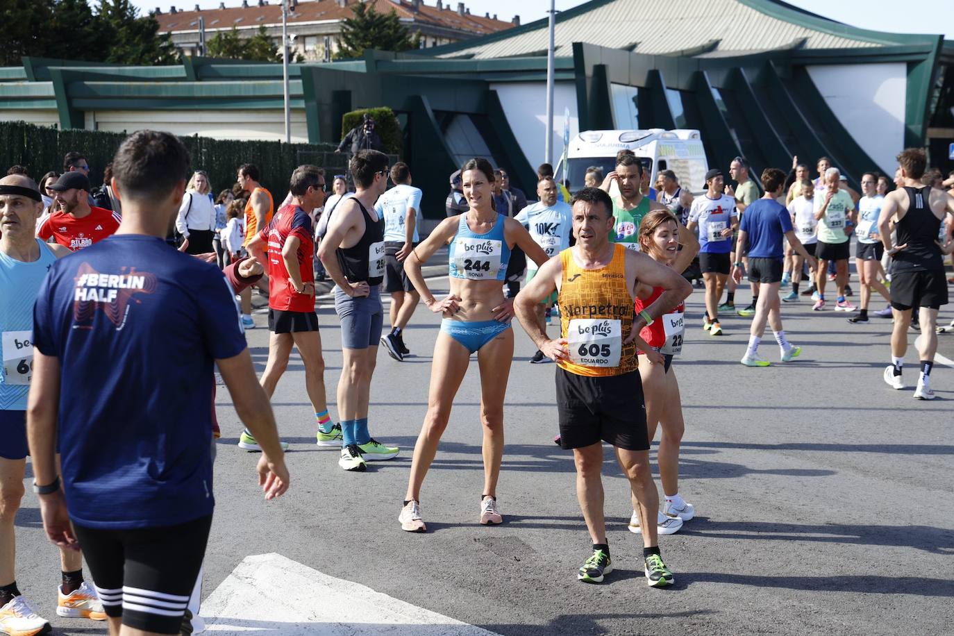 Imagen principal - Mechaal gana unos Diez de El Pendo que se corrieron dos veces