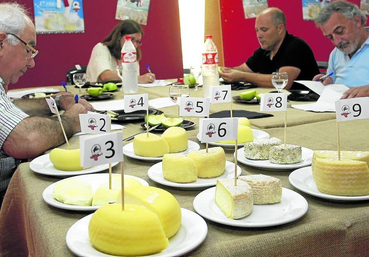 Quesos de Cantabria en el concurso anual que organiza AFCA. l