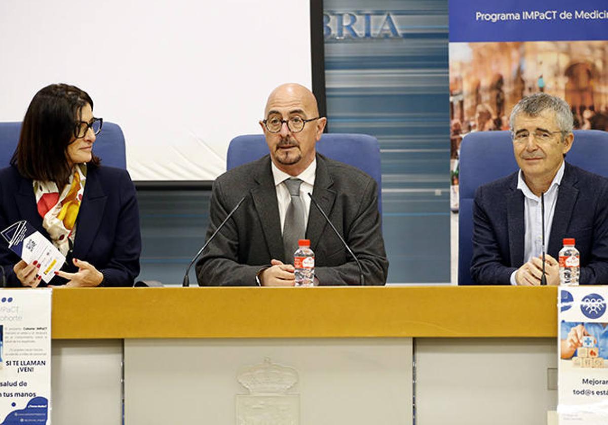 Gema Igual, César Pascual y Luis Carretero durante la presentación del proyecto.