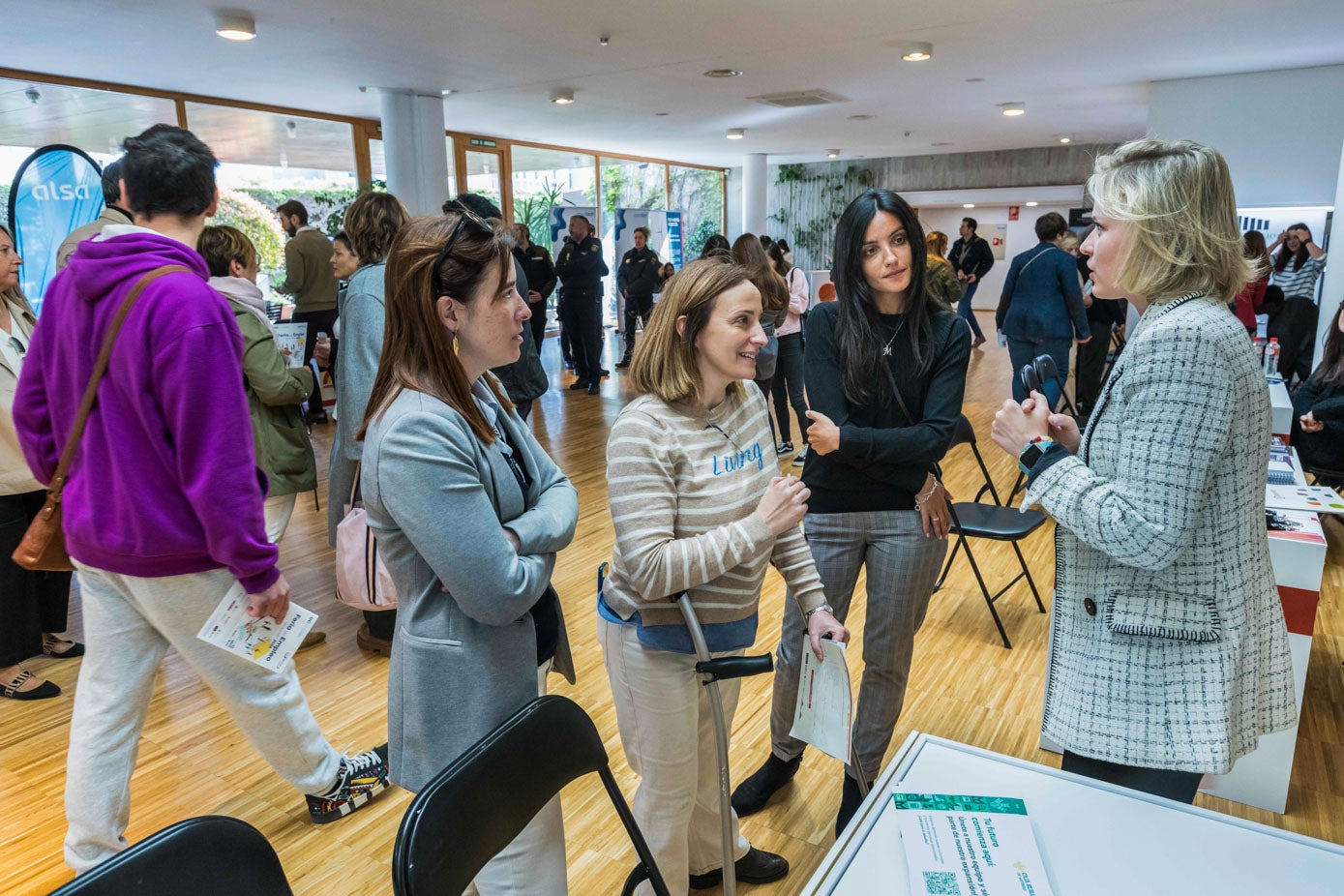 La oferta de la feria; 600 puestos de trabajo y 400 contratos de prácticas para los jóvenes cántabros.