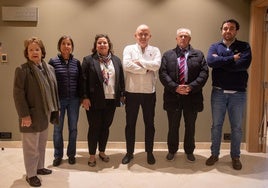 Desde la izquierda, Íñigo Noriega, Fernando García, Manuel Iturbe, Luis Ángel Agüeros, Salvador Marín, Ignacio Pérez y Jesús Lastra