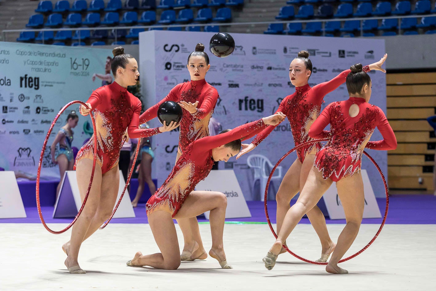 Cada exhibición sobre el tapiz duraba dos minutos y medio, un tiempo en que las gimnastas debían deslumbrar al jurado. 