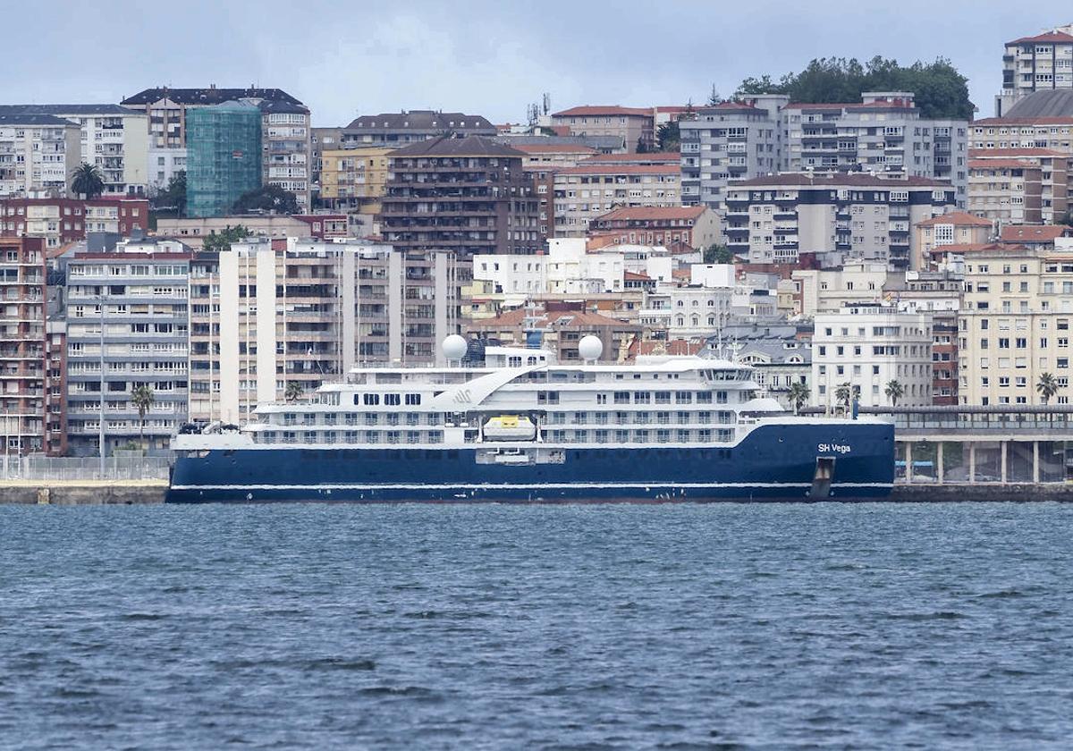 El imponente barco, de 152 metros de eslora.