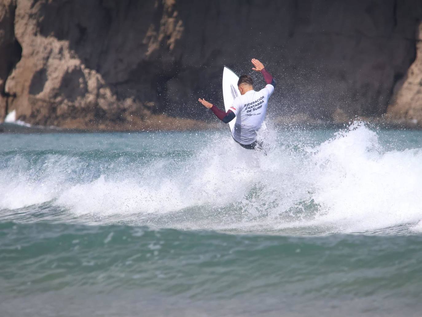 Campeonato Regional de Surf 2024, en la playa de Ris