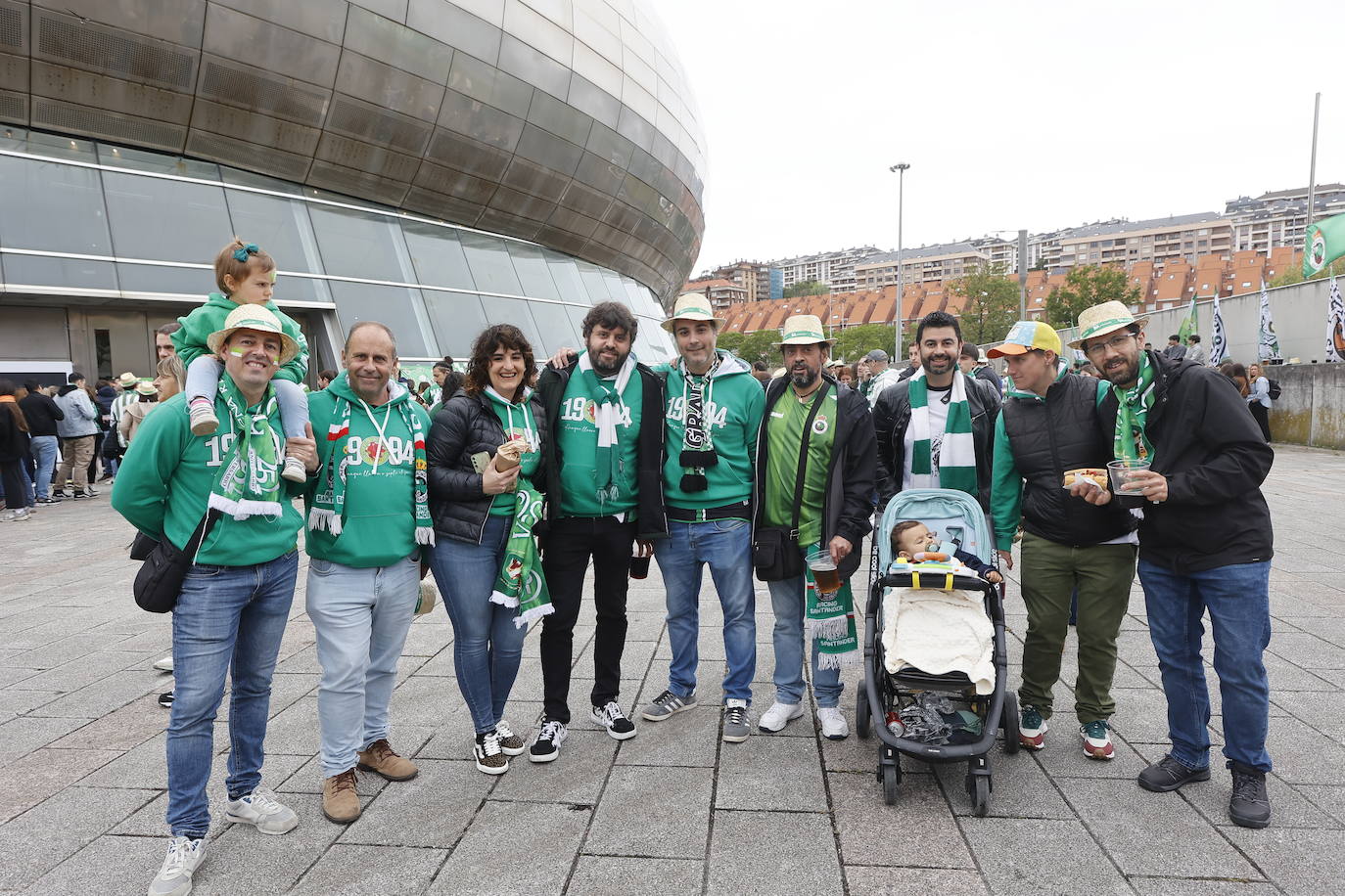 Una fiesta familiar en la previa del partido.