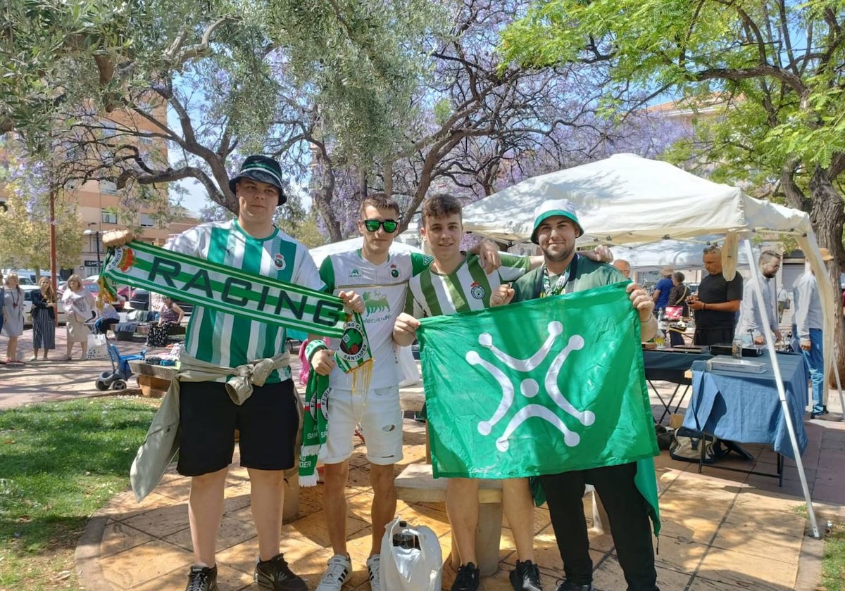 Alejandro Menchaca, Óscar Mier, Daniel Menchaca y Raúl Camean.