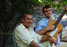 Cuti Carbajal, a la izquierda, interpreta a Don Carlos y Pepe Lorente da vida a Mauricio Aznar.