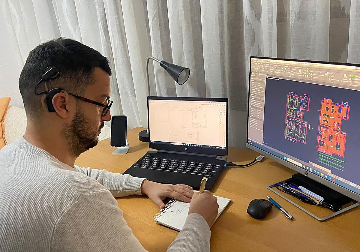 Pablo Telechea en su estudio.