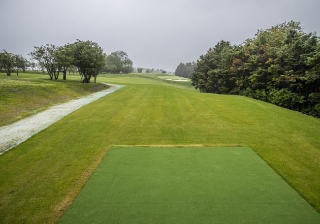 Tras las obras, el campo de golf es más actual y está mejor distribuido.