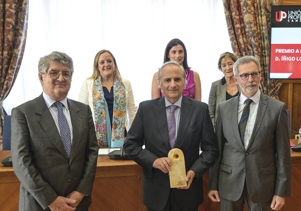 El ingeniero Iñigo Losada, Premio 2024 a la Excelencia Profesional