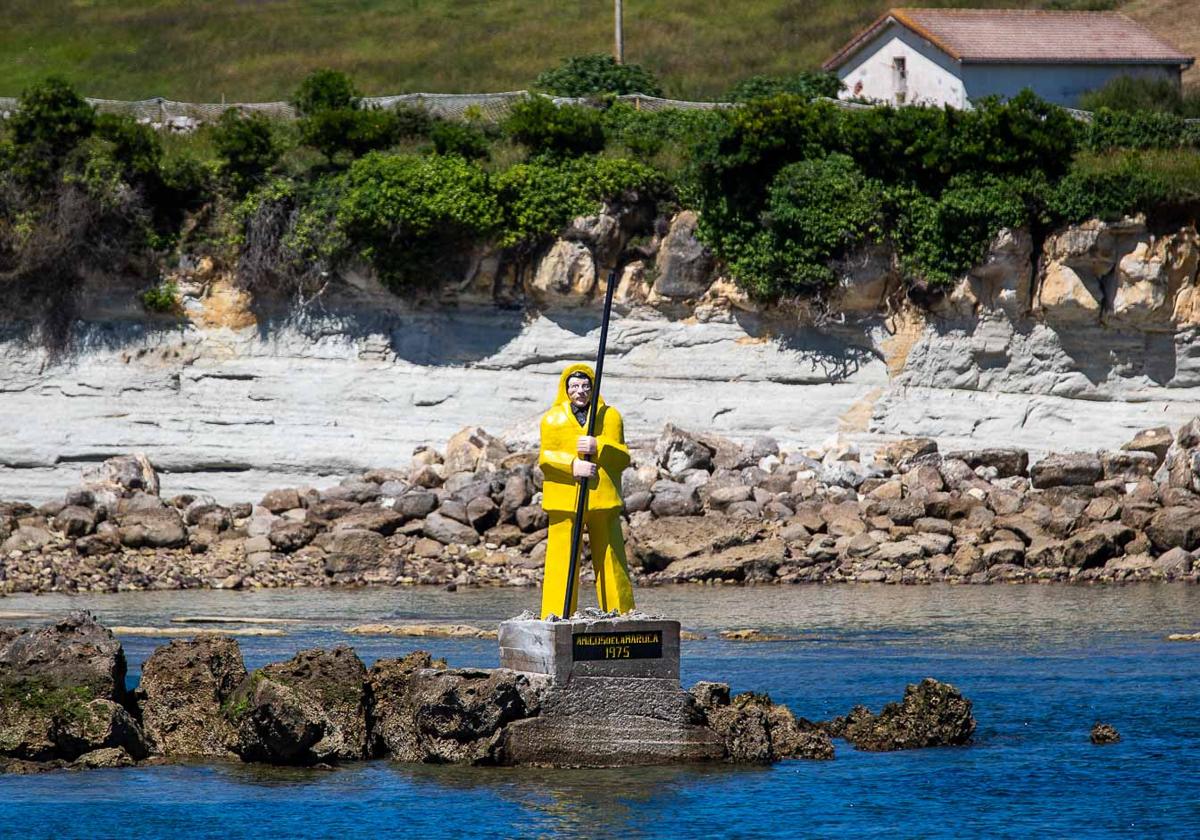 El Monumento al Pescador de La Maruca ya está rehabilitado.