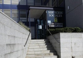 Sede principal de Servicios Sociales, situada en la Avenida de España de Torrelavega.