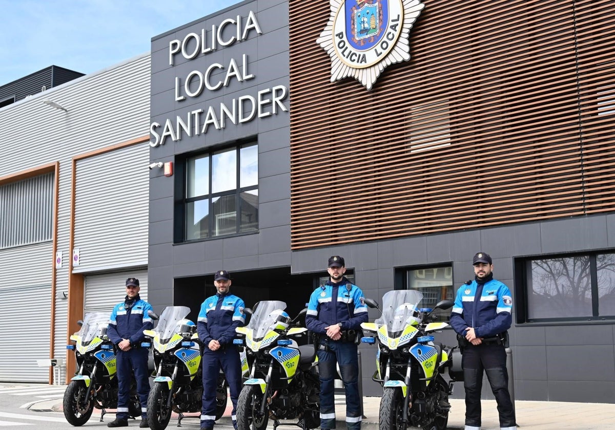 Agentes Policía Local de Santander.