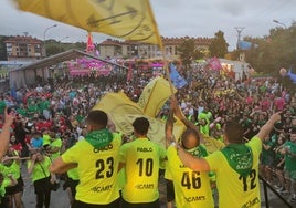 Cientos de peñistas protagonizaron la apertura de las fiestas del Socorro