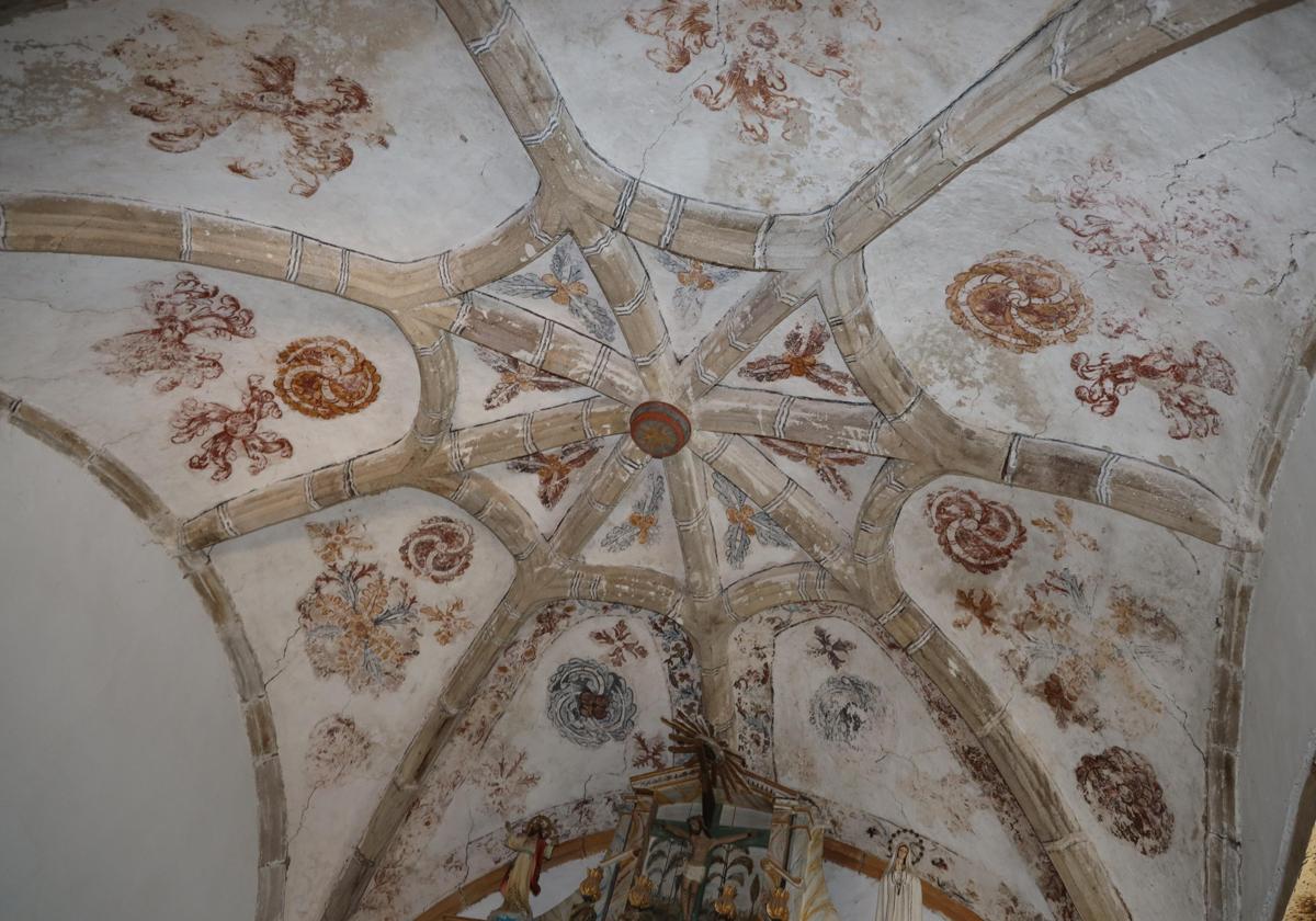 Imagen de las pinturas de la ermita de Esanos.