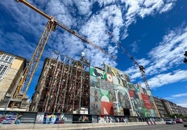 Edificio del Banco Santander, en obras por el Proyecto Faro.