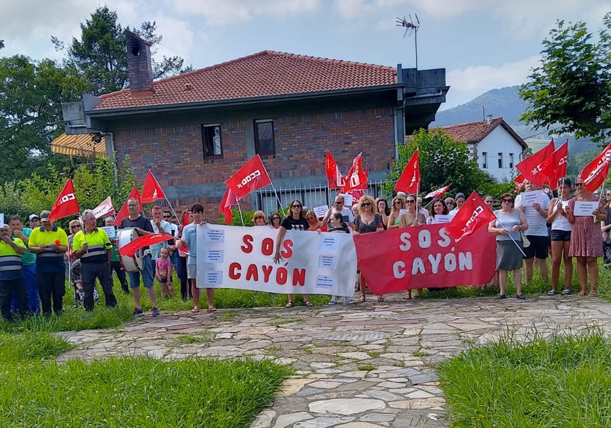 Concentración este jueves frente al Ayuntamiento.