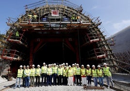 Puente afirma que el nudo de Torrelavega está «en su fase final» a falta de doce meses de obras