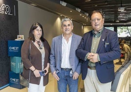 Begoña Guillén, Pedro Martín y Jesús Blanco, directivos de la Asociación de Turismo Rural.